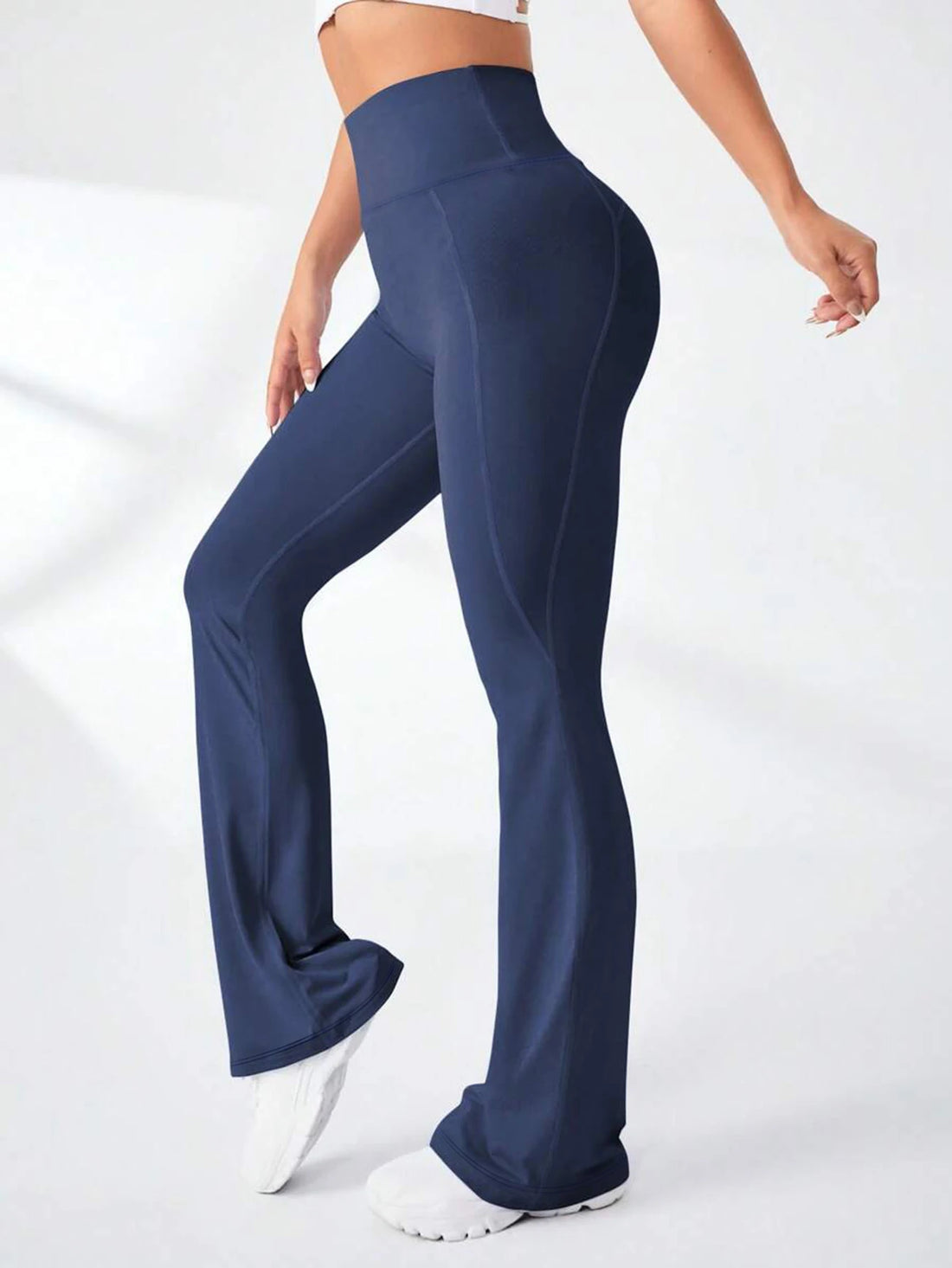 Angela - slim flared fitness bottoms