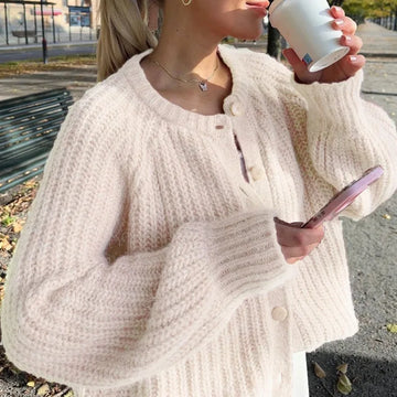 Ainsley - loose knit cardigan