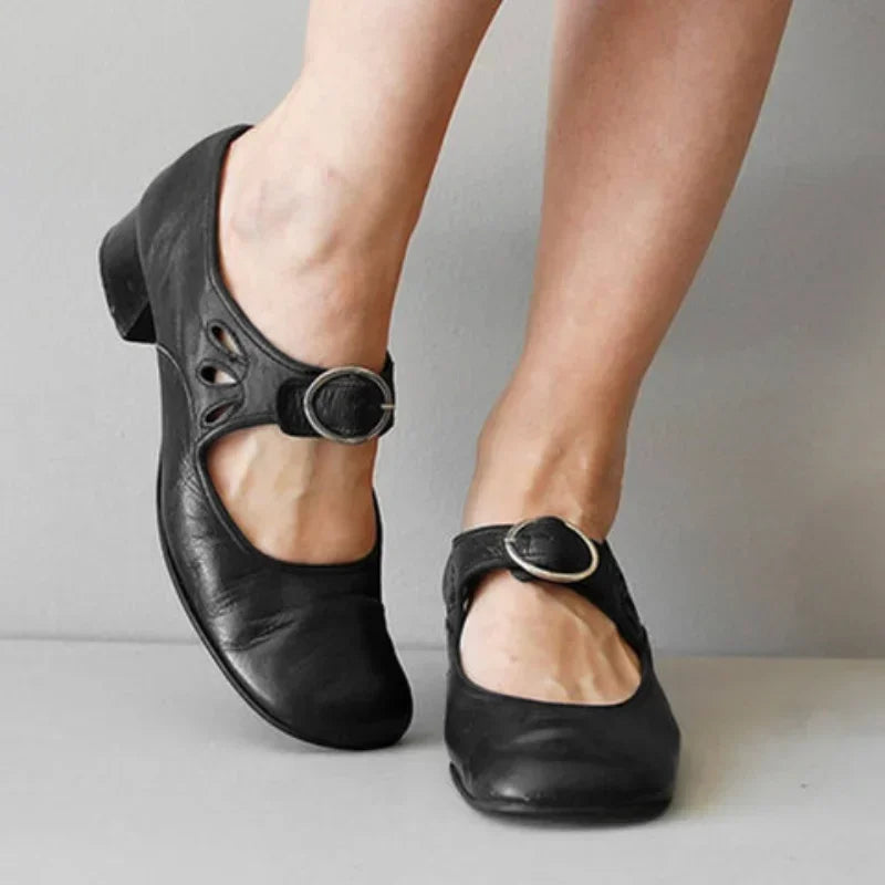 Starla - low heel buckle shoes