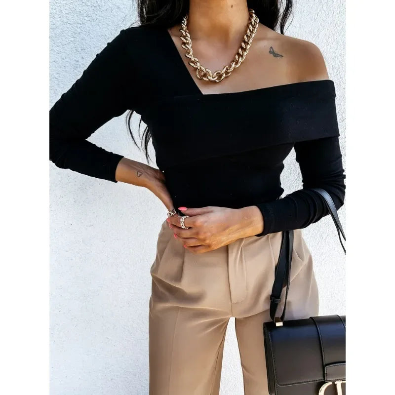Beatrix - off shoulder assymetric top